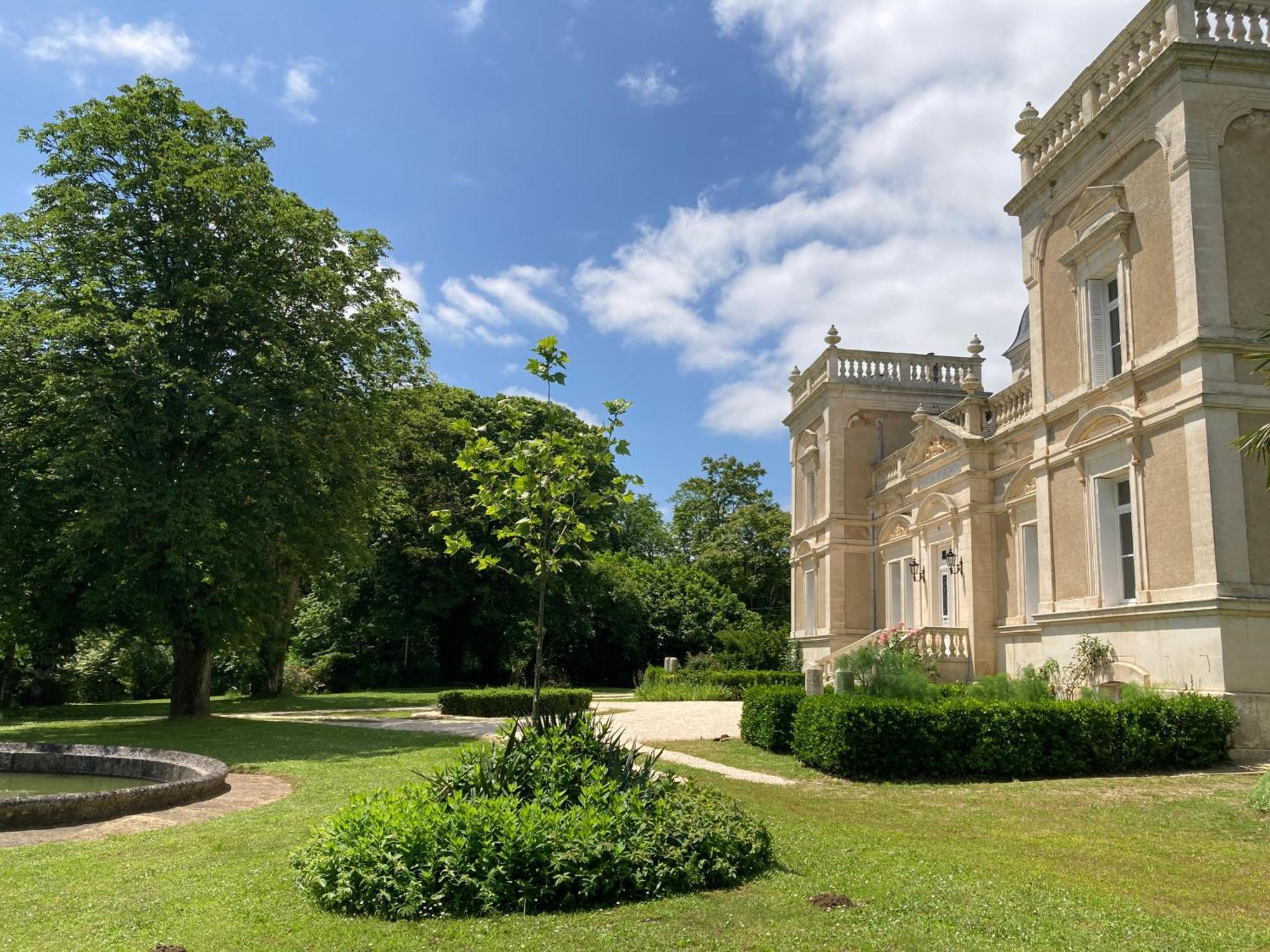 Villa Paignon Montbron Экстерьер фото